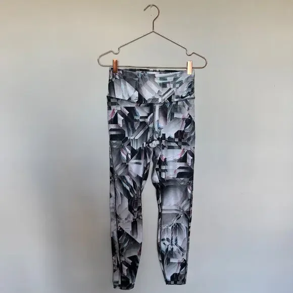 Nike Womens Leggings Medium Multi-Prism High Rise Workout Gym Lift Pilates Yoga - Picture 2 of 6